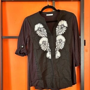 Black Embroidered V-Neck Blouse – Floral Detail